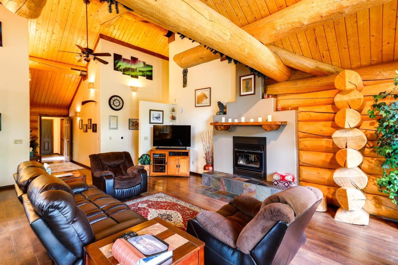 Riverside Log Cabin On-Site Aurora Viewing! North Pole المظهر الخارجي الصورة