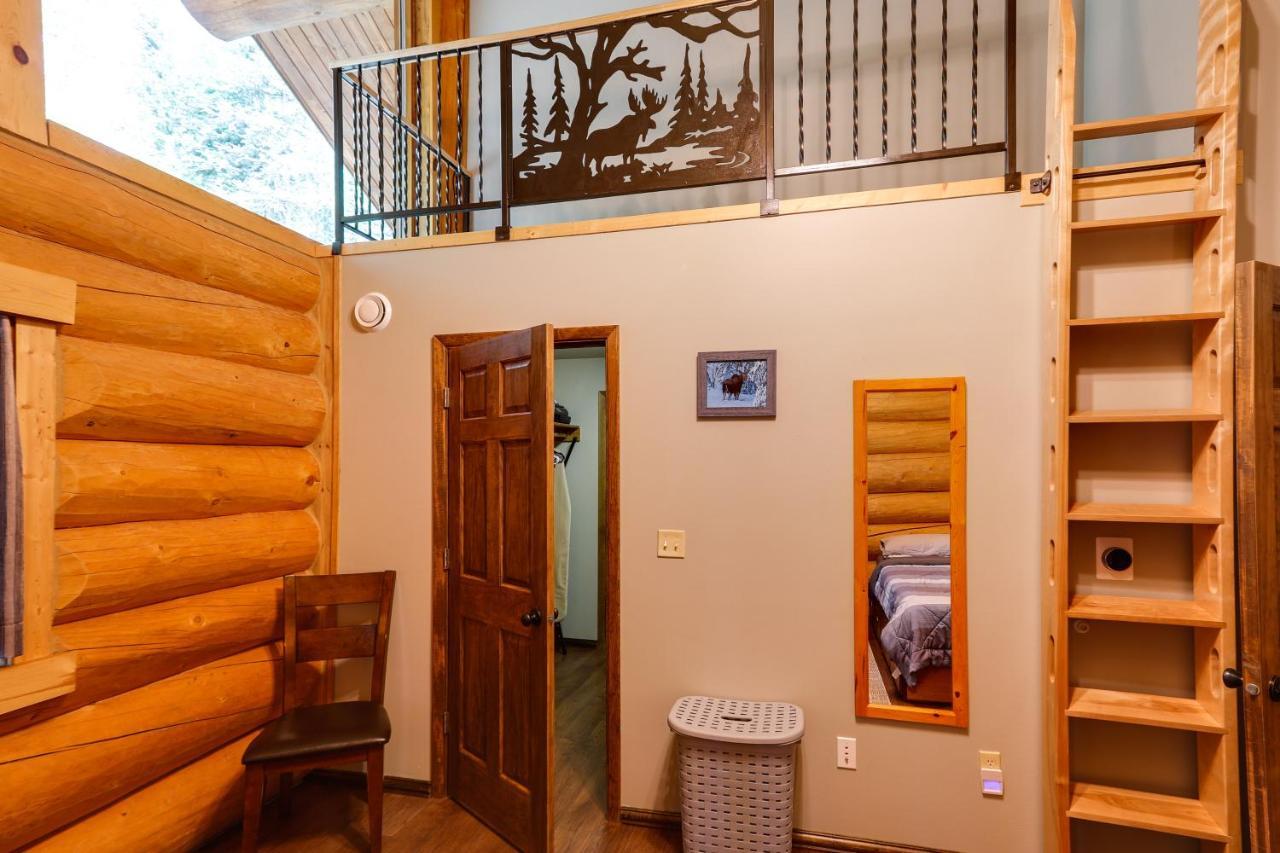 Riverside Log Cabin On-Site Aurora Viewing! North Pole المظهر الخارجي الصورة